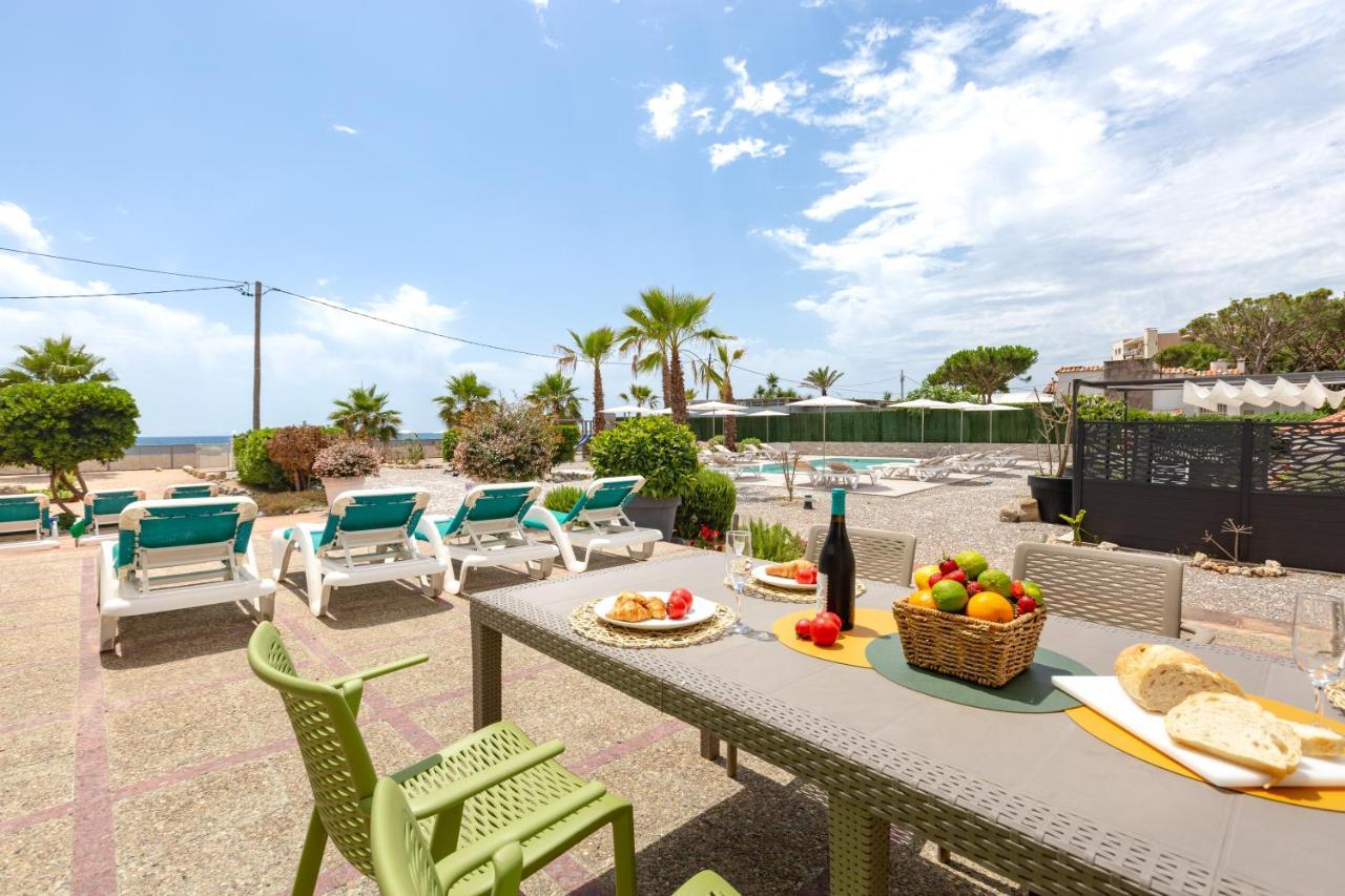 Malgrat De Mar Beachfront Village الغرفة الصورة